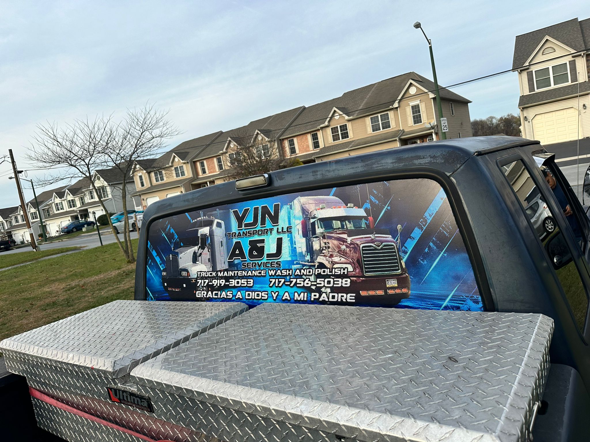 Vehicle wraps in Harrisburg PA with professional installation.